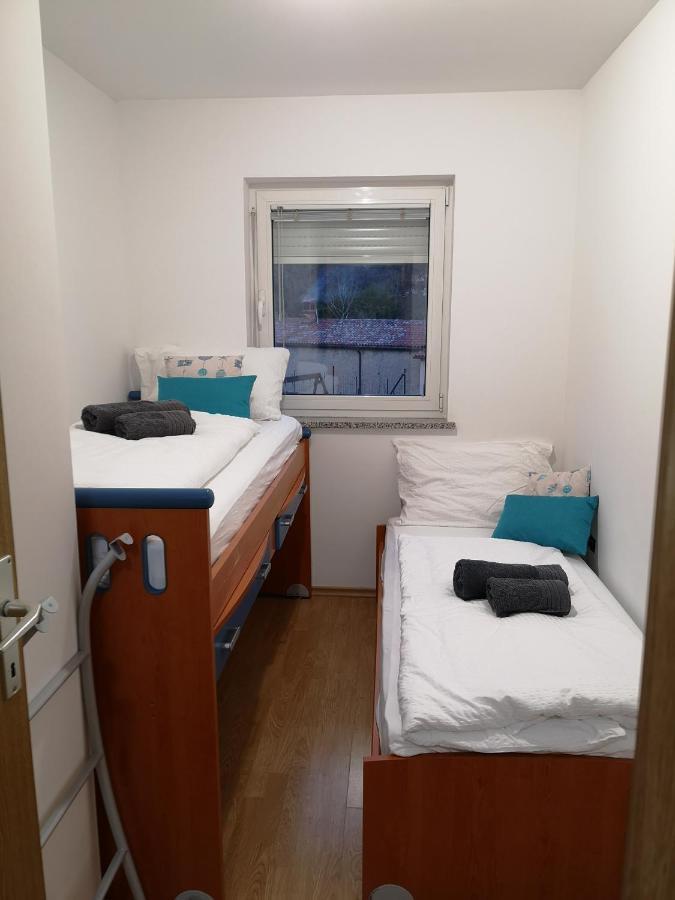 Apartma Apollonio Črni Kal Екстериор снимка