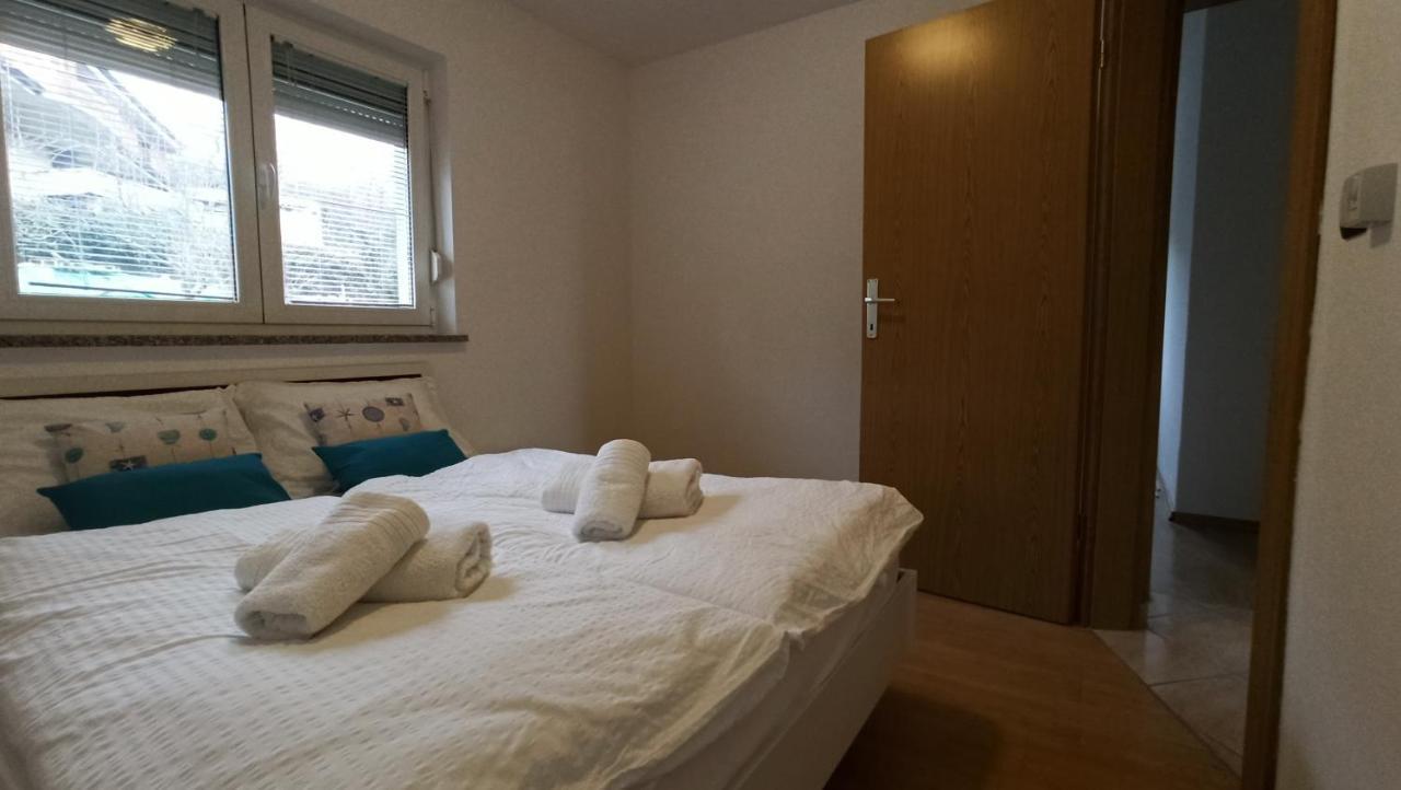 Apartma Apollonio Črni Kal Екстериор снимка