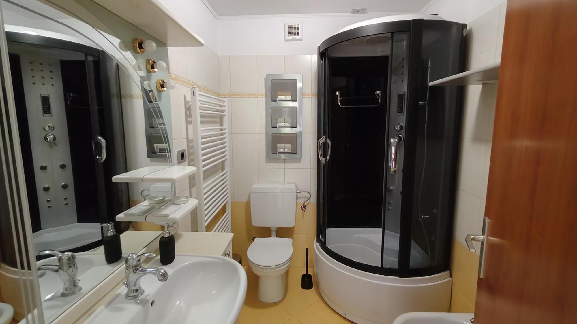 Apartma Apollonio Črni Kal Екстериор снимка