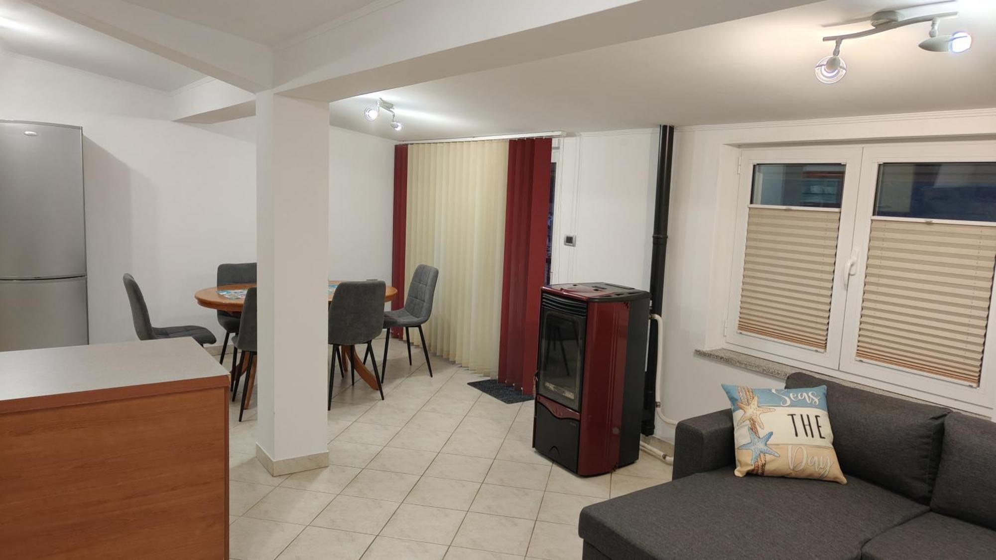 Apartma Apollonio Črni Kal Екстериор снимка